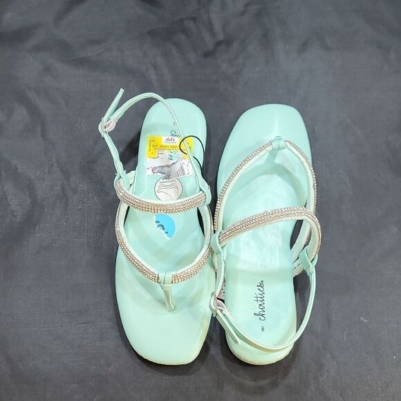 BRAND NEW CHATTIES WOMEN'S STRAPPY ROMAN GLADIATOR SANDALS FLATS THONGS SANDALS - Picture 4 of 16